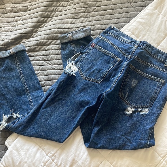 BDG Ripped Mom Jeans - Picture 3 of 3